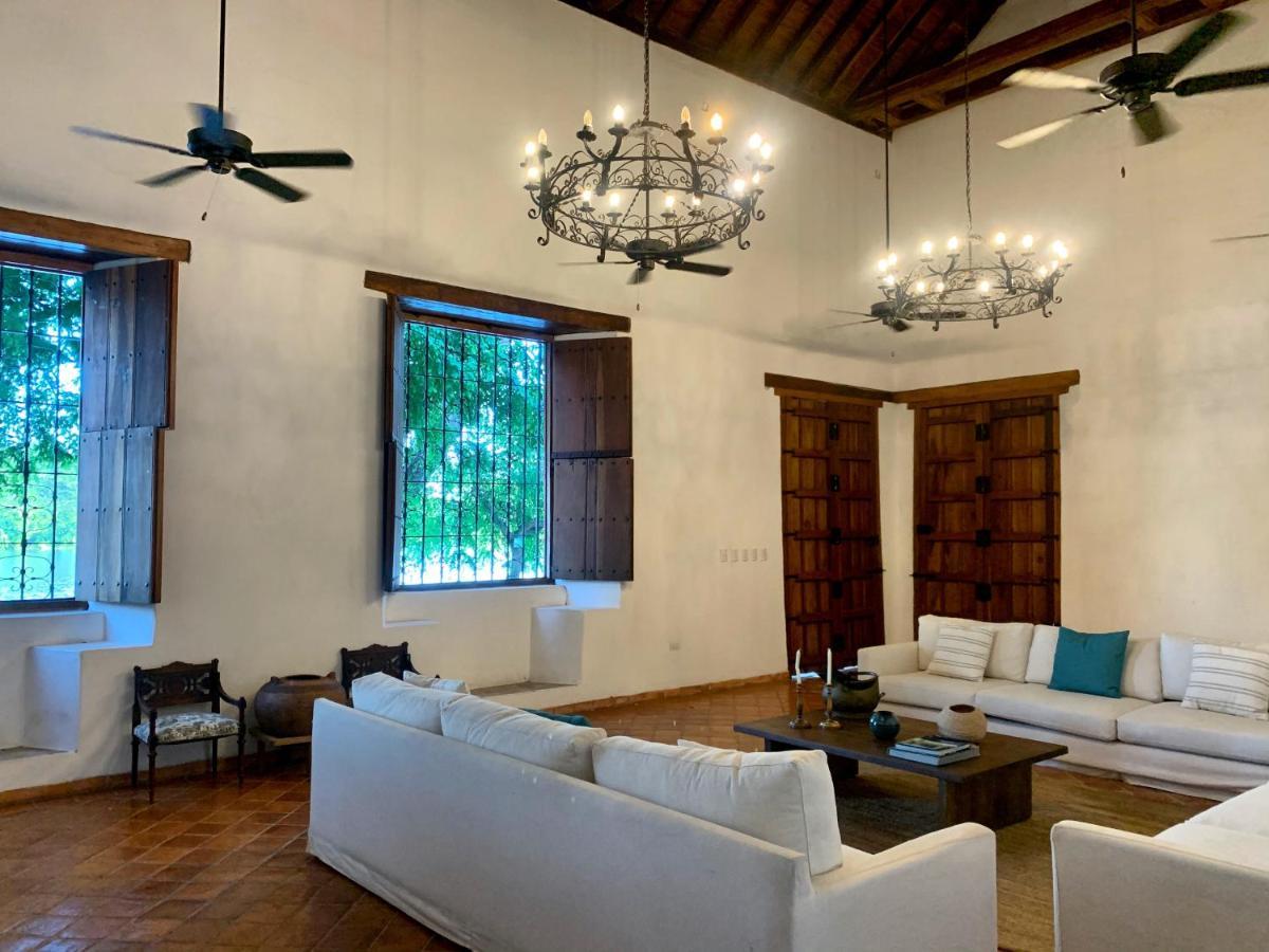 San Rafael Hotel Mompos Ngoại thất bức ảnh